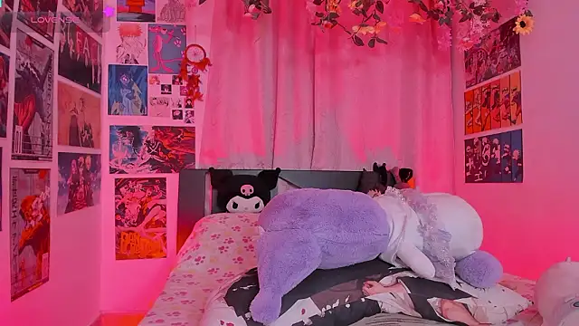 Онлайн чат XXX MissCurvyTop