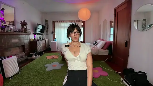 GennaJames' Webcam Show