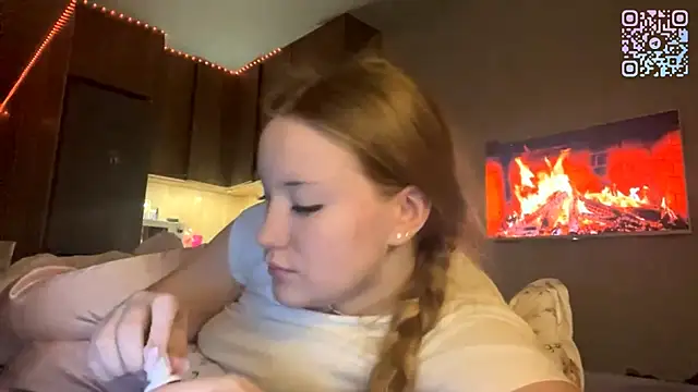 PandaFluff Live XXX Chat