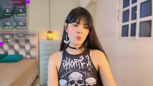 aisha_sakina Show in webcam