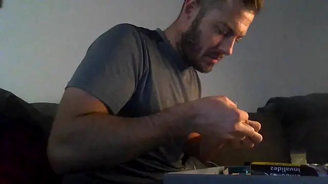 THE_CHEEKY_ALPHA Live XXX Chat