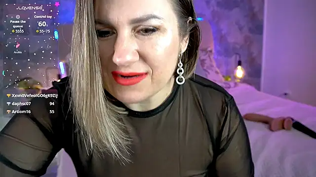 Chat XXX Live KiraRoxx