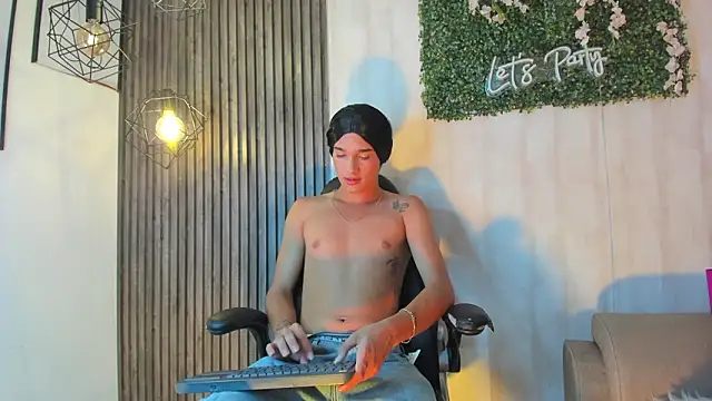 Erick_Cam12's Live XXX Chat