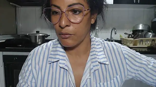 Chat XXX en directo de kateleyagrey