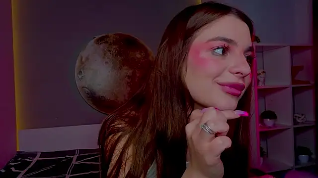 LauraHansil 现场XXX聊天