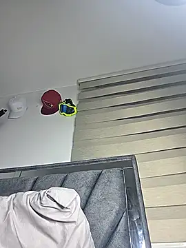 Chat XXX ao vivo de alaia_princess