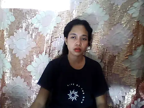 PinaySkinnyGirl 即時 XXX 聊天