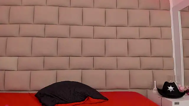 Show modela LilianFerrara na web-kameri