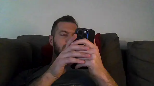 THE_CHEEKY_ALPHA élő XXX-chatje