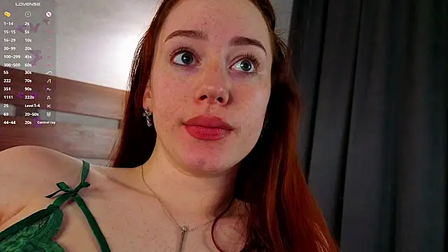 StacyWatts 即時 XXX 聊天