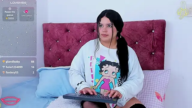 دردشة skyhotgirll الجنسية المباشرة