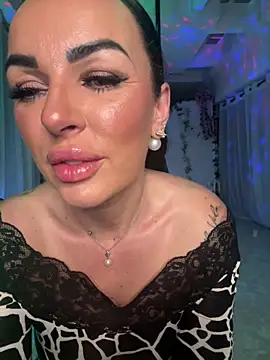 دردشة SofiaaMaria الجنسية المباشرة