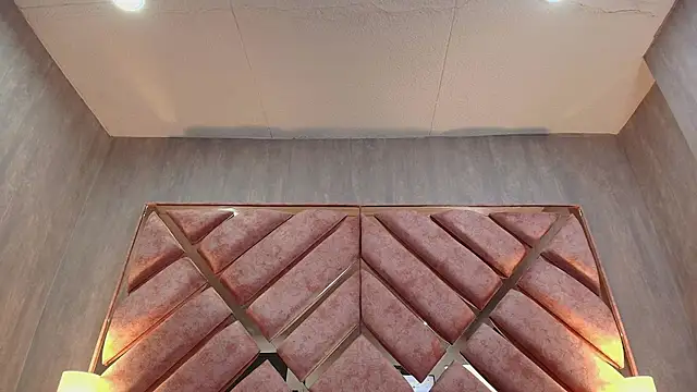 Cherry_Charlottee élő XXX-chatje