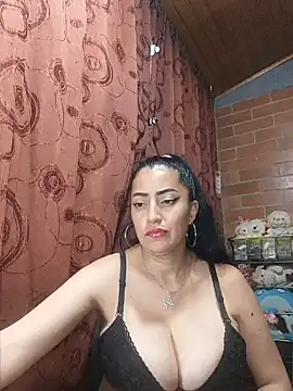 Alexandrina: απευθείας συνομιλία ΧΧΧ