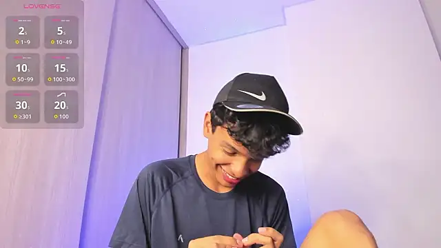 Maxfrost1: απευθείας συνομιλία ΧΧΧ