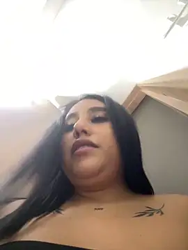 Sophie_Dreamss: онлайн-секс-чат