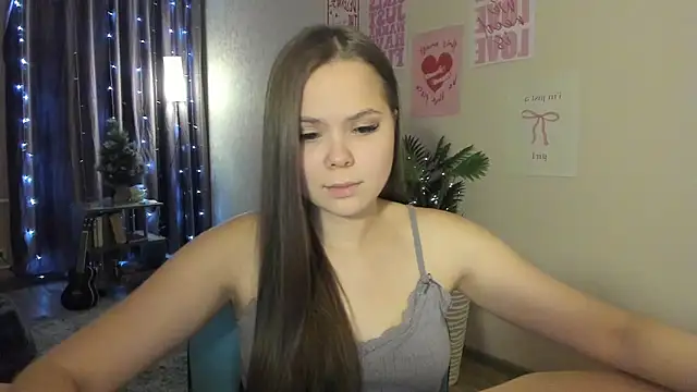 Kira_love_81 Show Webcam