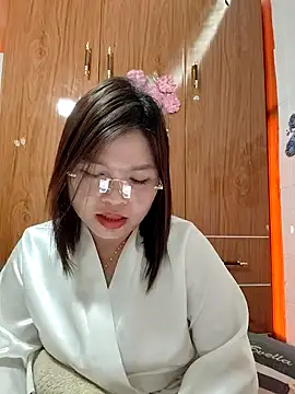 Cover-baa live XXX chat