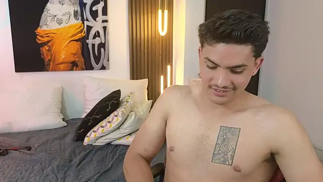 MrAdonis_ Webcamshow