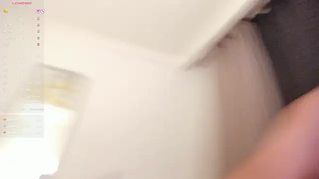 Amina_hafsa Adlı Modelin Canlı XXX Sohbeti