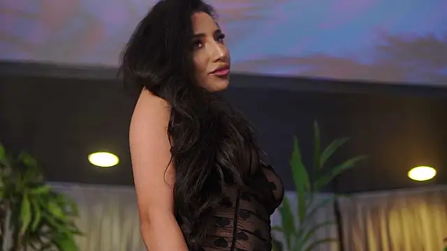 GinaValentinnaのライブXXXチャット