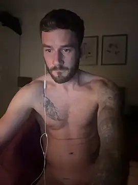 letsgetnaughty7's Webcam Show