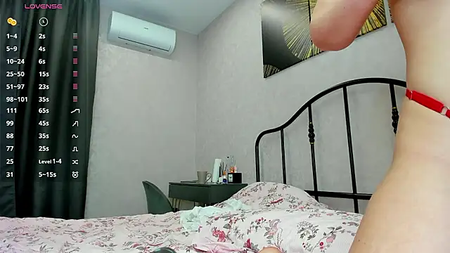 AfraBabyGillsのライブXXXチャット