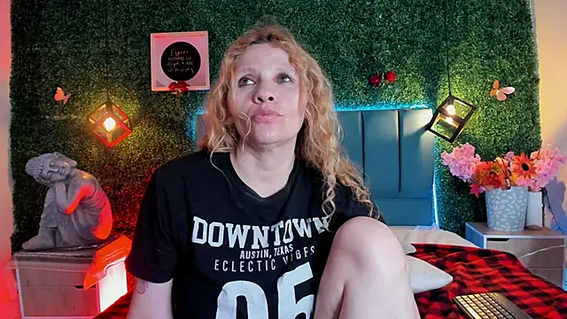 Evangelyne_rose's Live XXX Chat