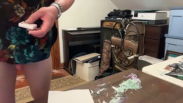 RaeganV's Webcam Show