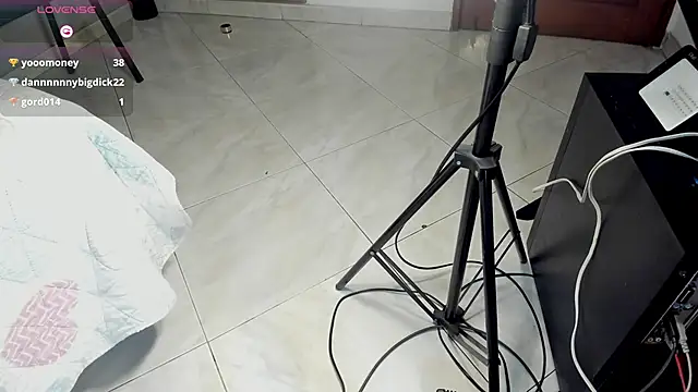 Britanny_W Live XXX-Chat