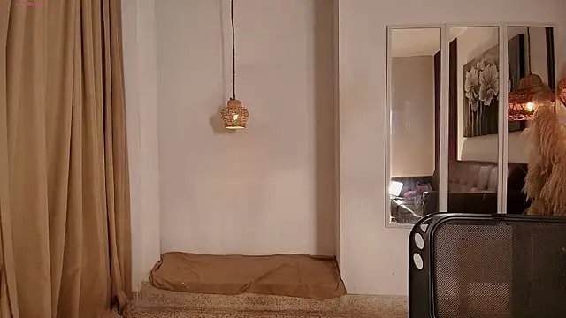 Leslymarin_ Adlı Modelin Canlı XXX Sohbeti