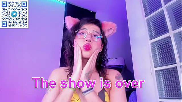 دردشة Sweet-SharoKitty الجنسية المباشرة