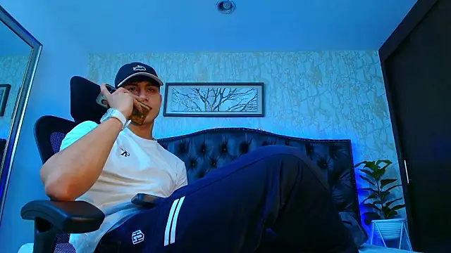 Lander_Cruz 网络视讯表演