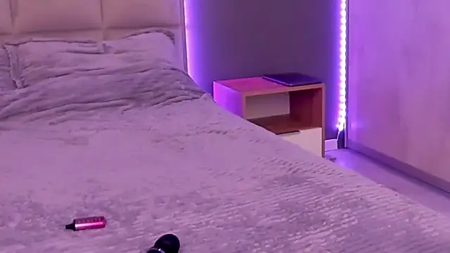 Webkamerová show fikuspikus