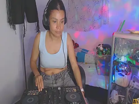 shayna_cute – Live XXX-chat