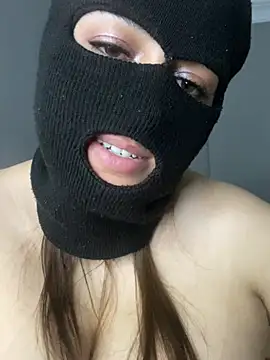 دردشة Princess-maryam الجنسية المباشرة