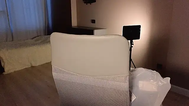 EllsaJean_ – Naživo XXX chat