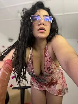 Lia_flowers Chat XXX live