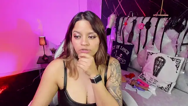 Show Webcam de victoria__floyd