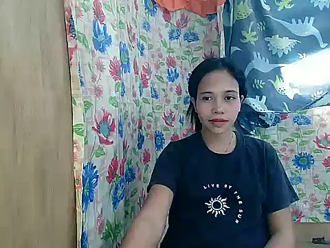 PinaySkinnyGirl Chat XXX live