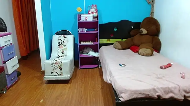 Živý XXX chat Andrea_deepsloppy