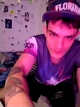 themaykiin18 webcam show