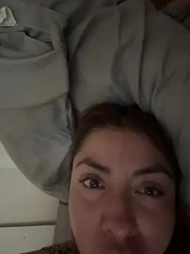 Celina-Reyes Obrolan Langsung XXX