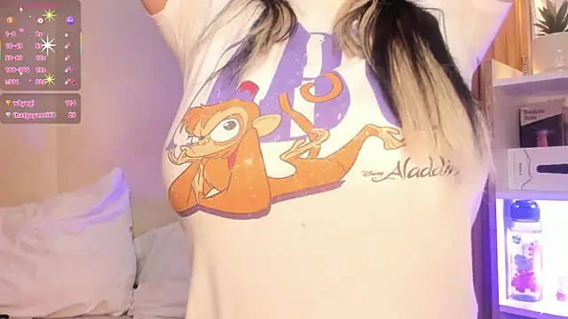 AgathaAtenea Adlı Modelin Canlı XXX Sohbeti