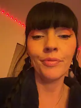 MaciiMayy's Live XXX Chat