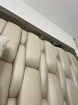 ALISSON_FOXXX1 Adlı Modelin Canlı XXX Sohbeti