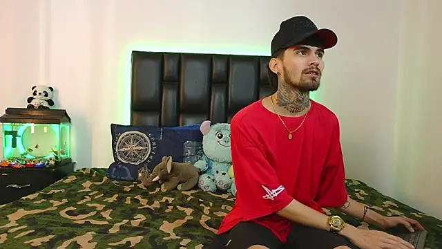 Brutal_Sex_Fucking Webcamshow