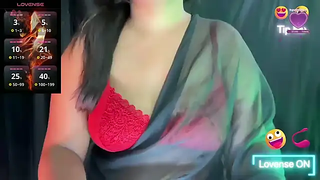 Saanvi_Star's Webcam Show