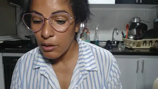 kateleyagreyのウェブカメラショー