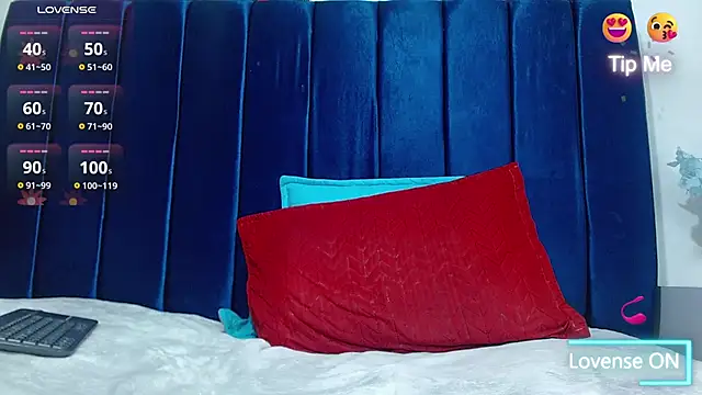 XXX chat uživo modela Bombom_brown1